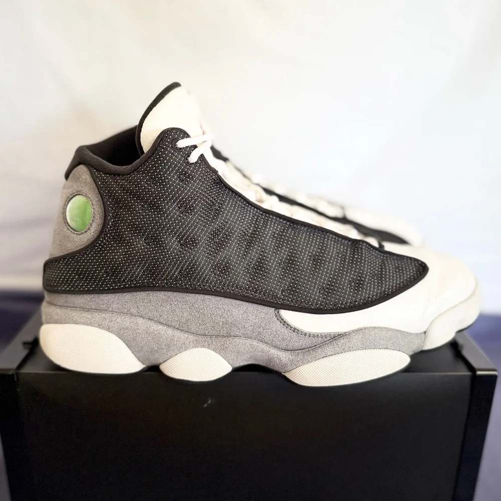 AUTHENTIC Jordan 13 Retro Black Flint size 12 DJ5982-060 2023 PRE-OWNED - Picture 1 of 8